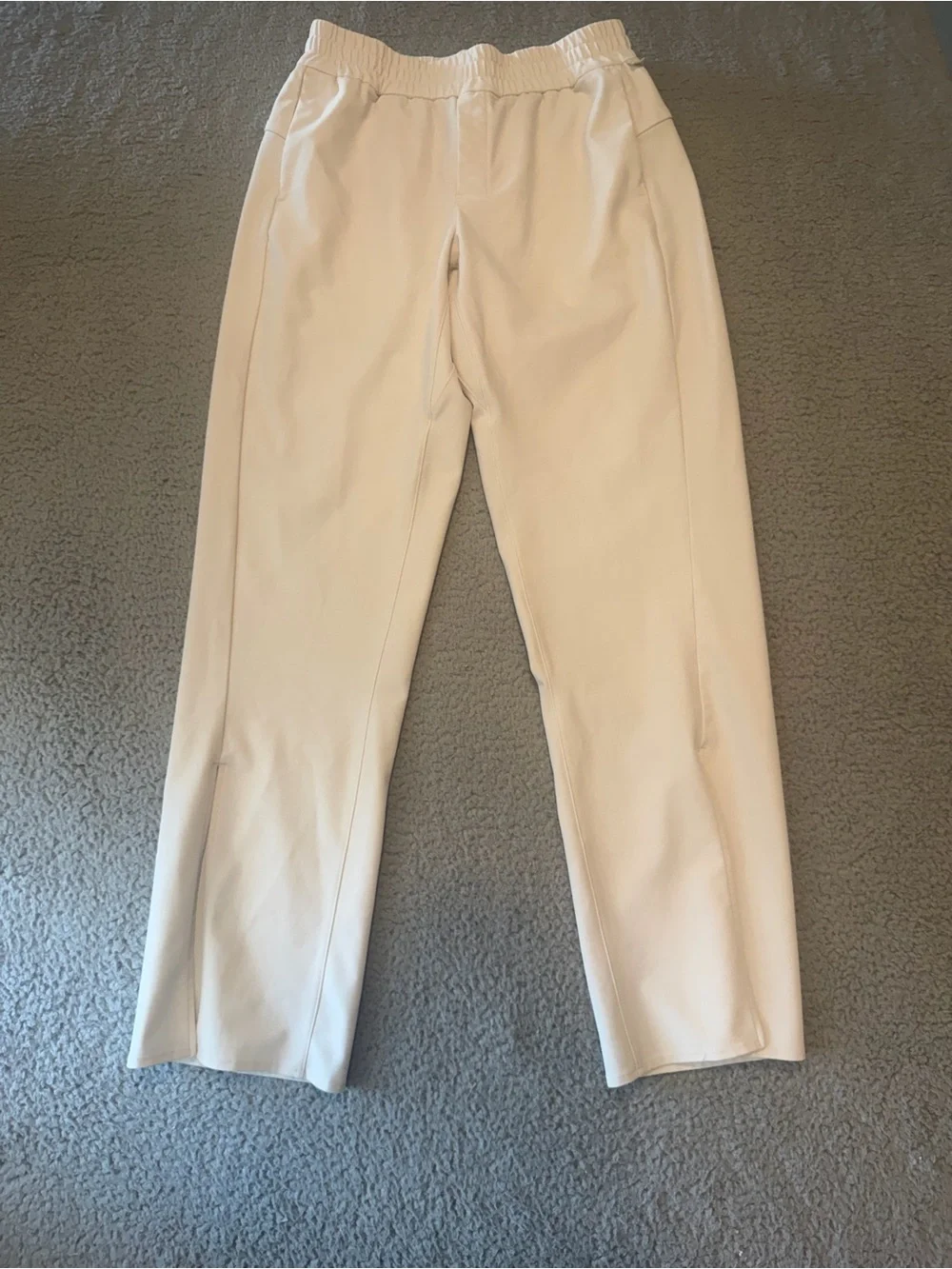 Lululemon cream pants size 8